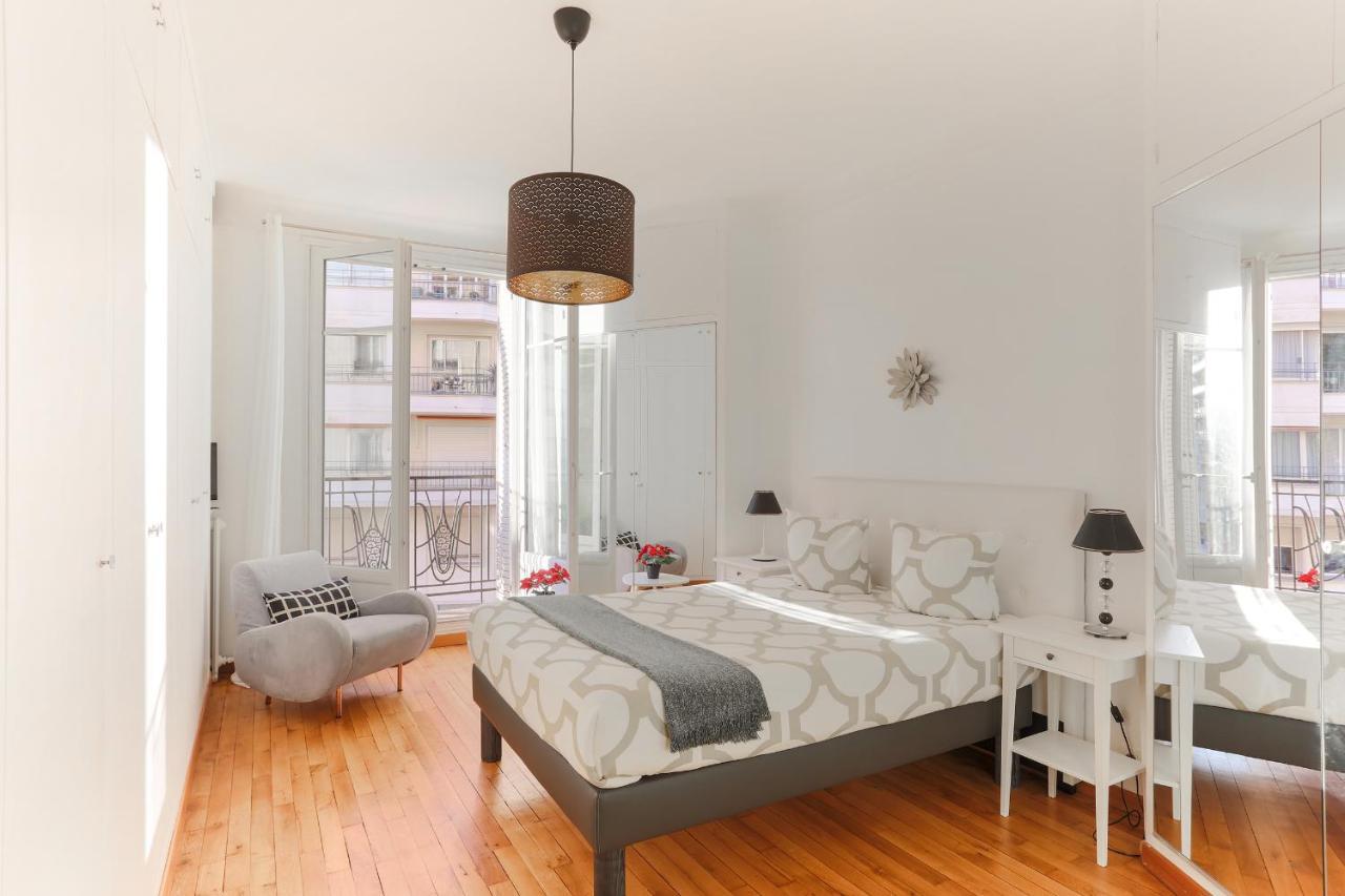 Appartement Place Du Trocadero Paris Eksteriør bilde